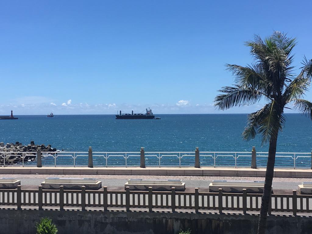 花蓮包棟-聽海說故事海景民宿-東大門夜市旁 Hualien City Luaran gambar